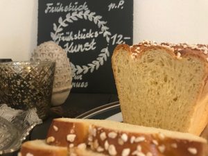 Ganz einfach. Flaumiger Brioche.